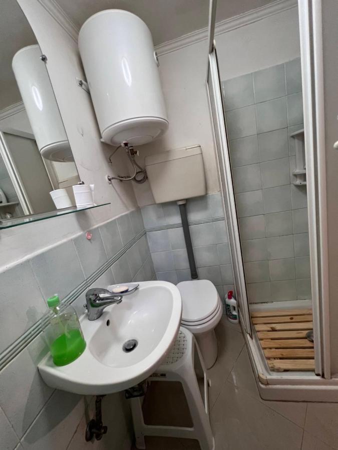 Apartamento Monolocale A Mostacciano Roma